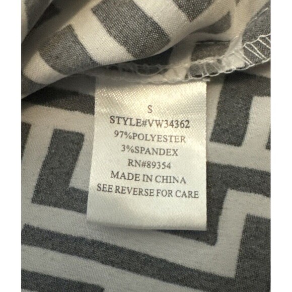 Adrienne Vittadini BLACK WHITE Geometric Blouse Roll Tab Sleeve Buttons Sz S NWT - Picture 6 of 9